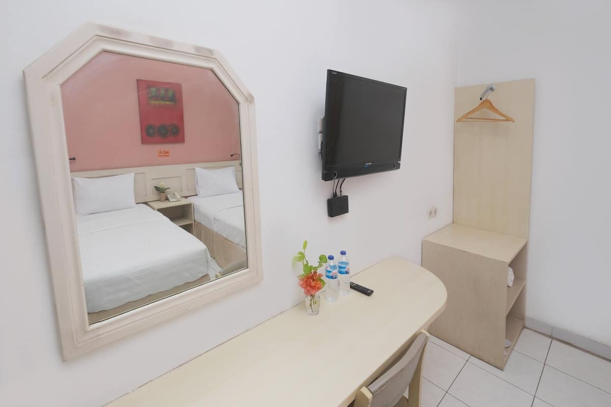 superior room | desk, free wifi