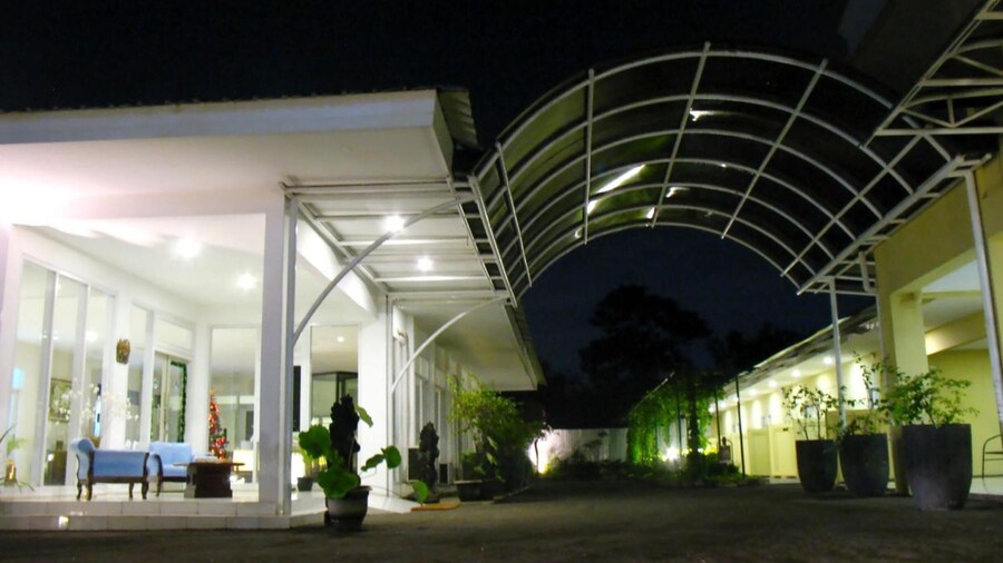 Cengkareng Transit Hotel
