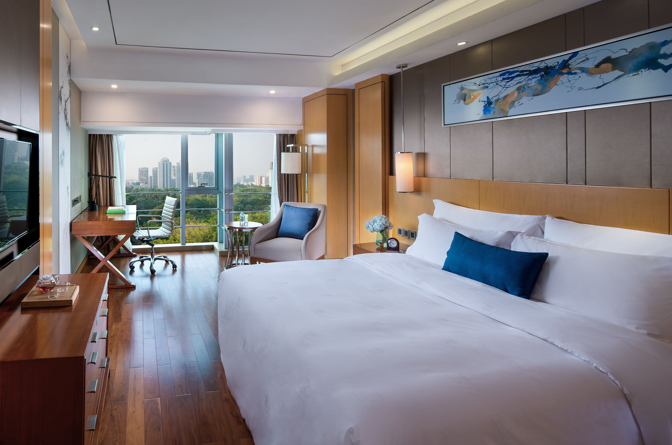 Superior Double Room | Premium bedding, down duvets, pillow-top beds, minibar