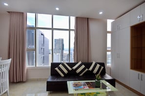 Economy Apartment, 1 Bedroom, City View | Living area