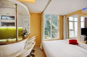 Luxury Apartment, 1 Bedroom, Ocean View