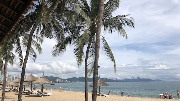 Beach/ocean view - Handy Holiday Nha Trang Beach Apartment (Nha Trang)