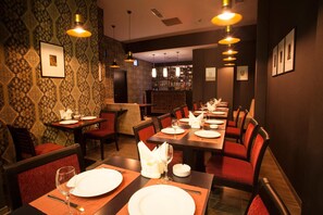 Restaurant - Old Meidan Tbilisi By Urban Hotels (Tbilisi)