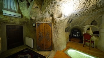 Room (Fairy Chimney)