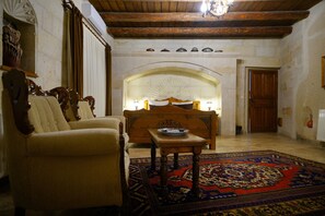 Superior Room (Stone) | Premium bedding, minibar, in-room safe, soundproofing - Harman Cave Hotel (Nevsehir)