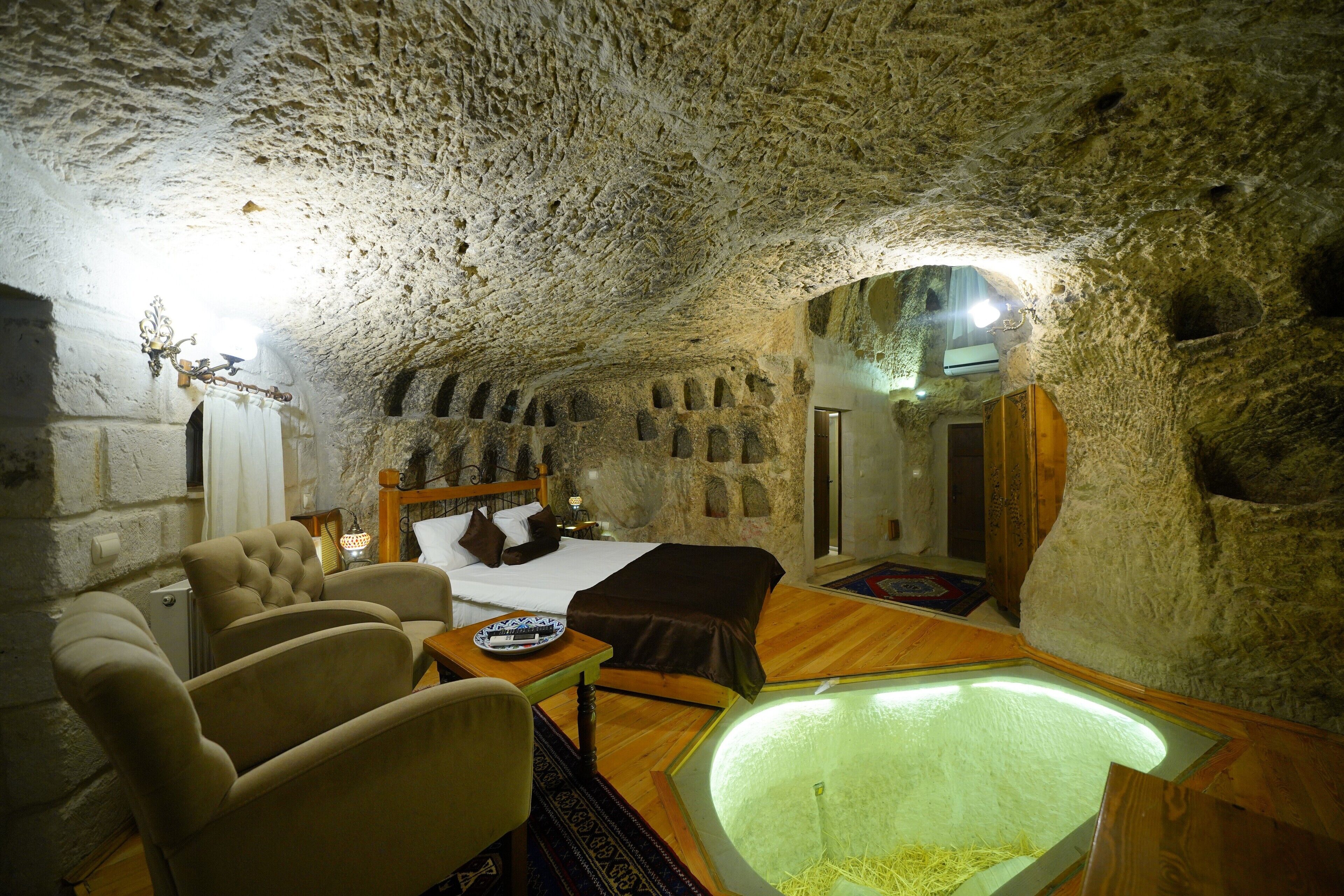 Chambre (Fairy Chimney) | Literie de qualité supérieure, minibar, coffres-forts dans les chambres