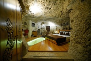 Room (Fairy Chimney) | Premium bedding, minibar, in-room safe, soundproofing - Harman Cave Hotel (Nevsehir)