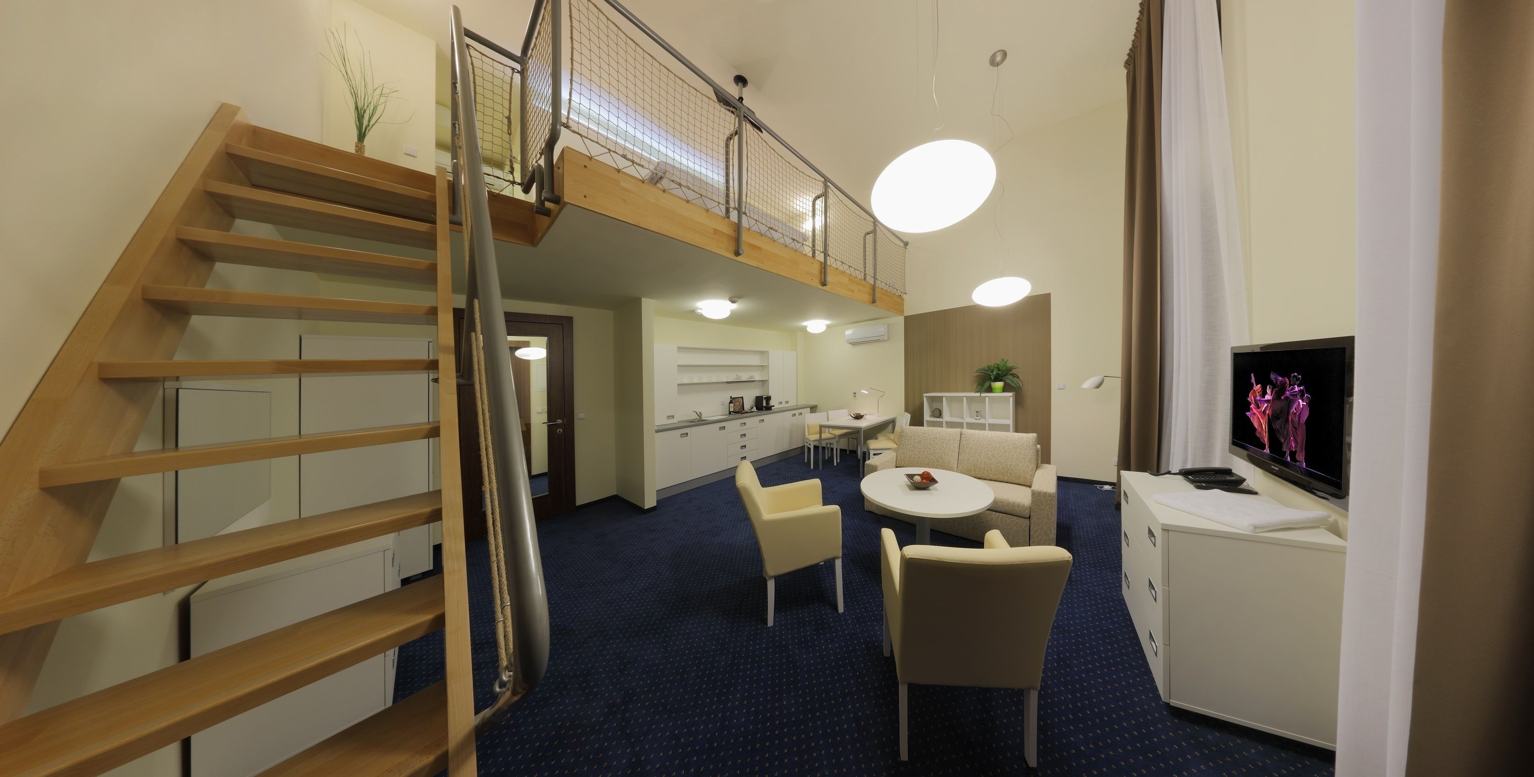 superior duplex, 2 bathrooms | living area | flat-screen tv