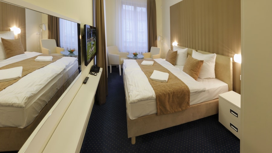 Esmarin Wellness Hotel