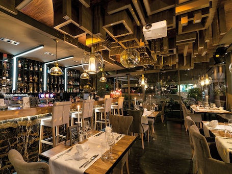 Breakfast, lunch and dinner served . Hotel My Way Zürich Wallisellen
