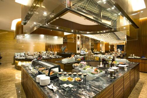 Desayuno buffet todos los días (con cargo)
