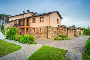 Exterior - Apartamentos Navalin (Tapia de Casariego)