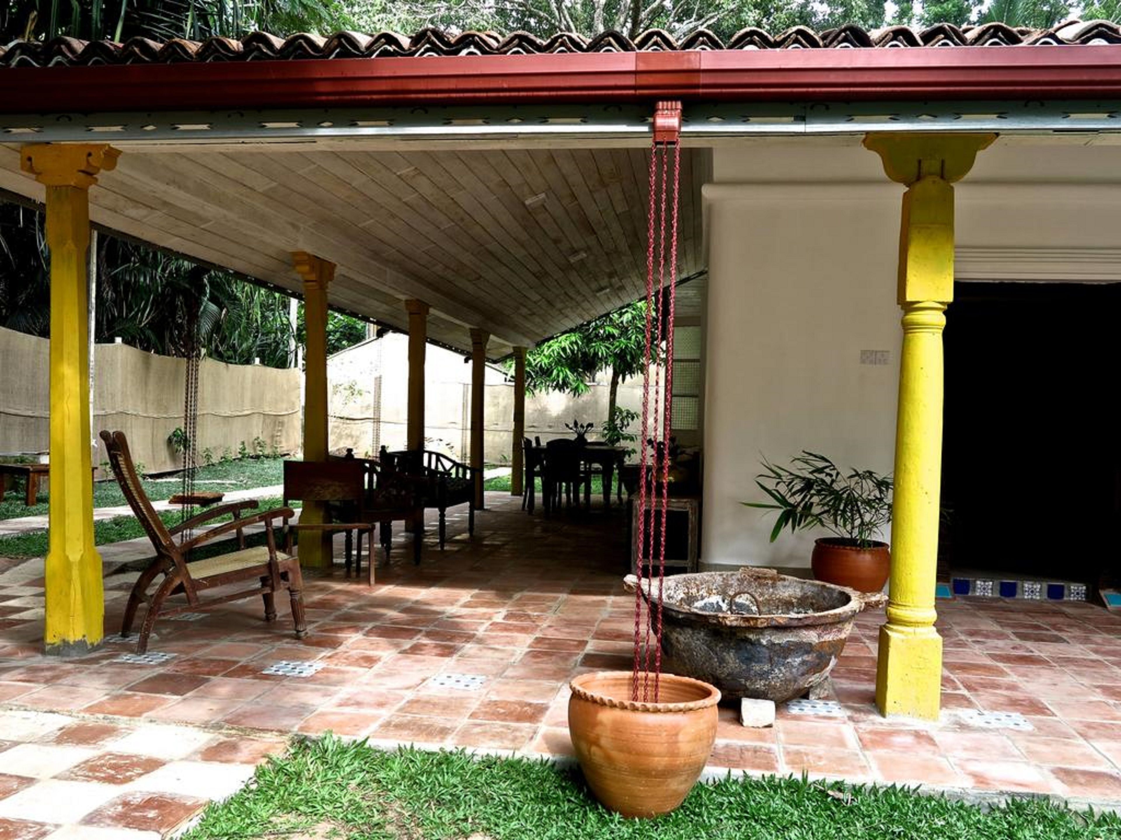 family room | terrace/patio