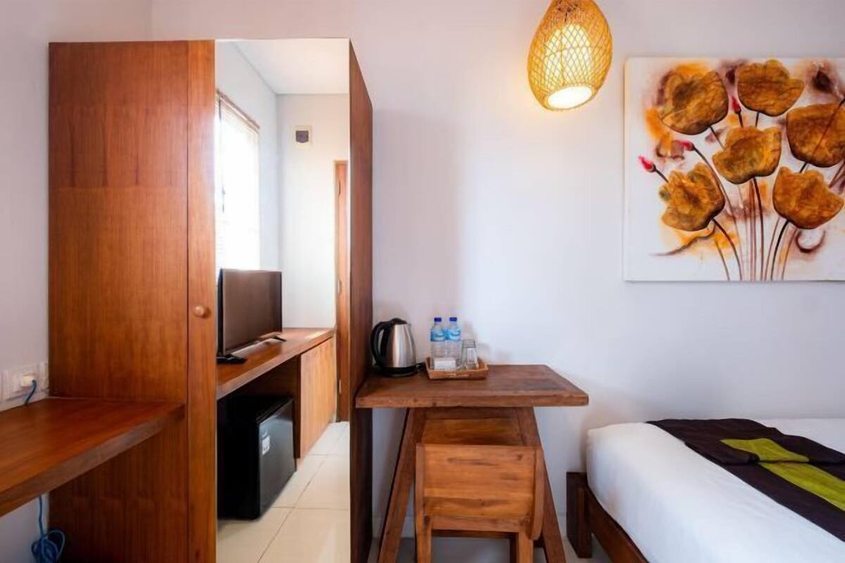 Safe på rommet, individuelt innredet, skrivebord og wi-fi (inkludert)