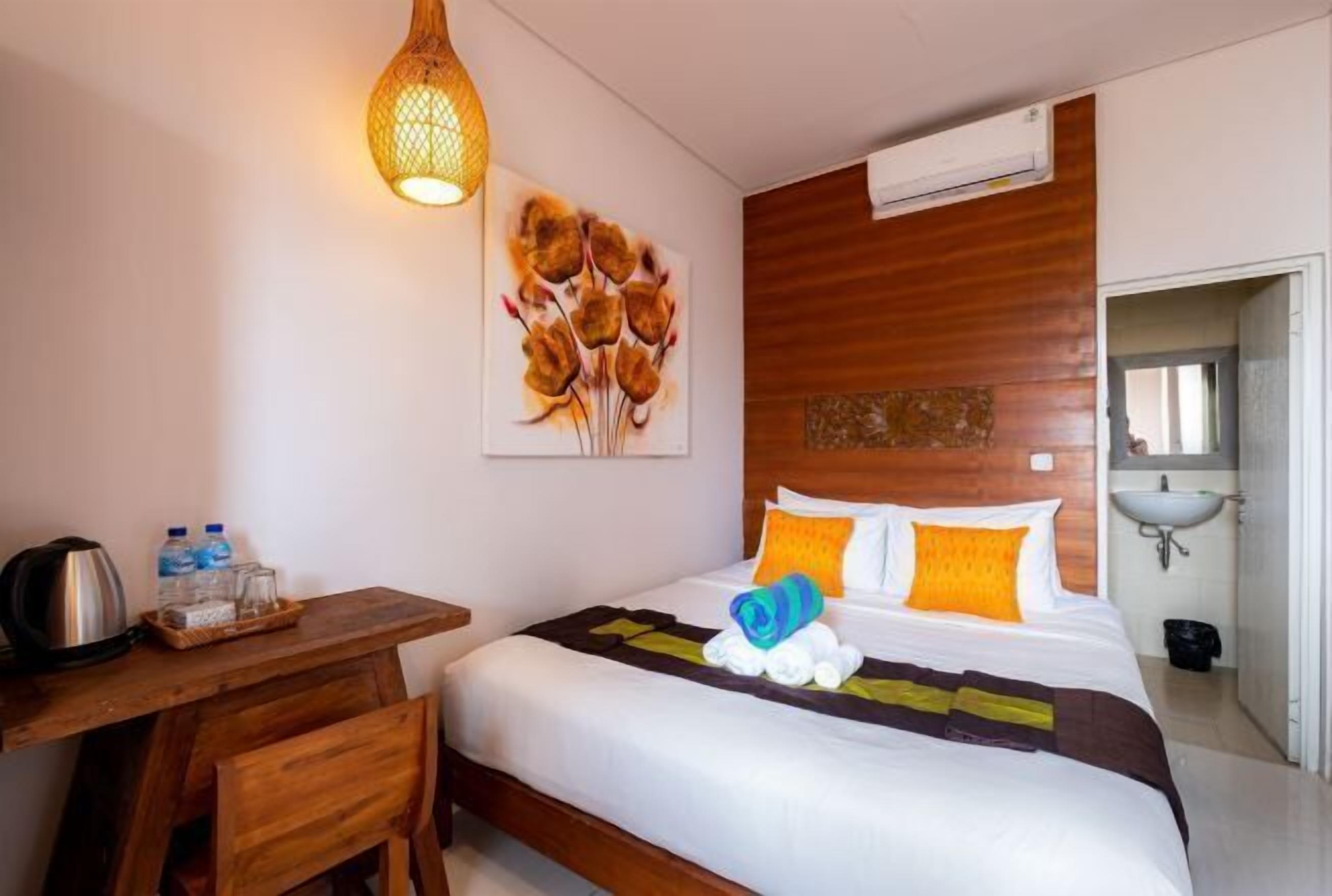 In-room safe, individually furnished, desk, free WiFi