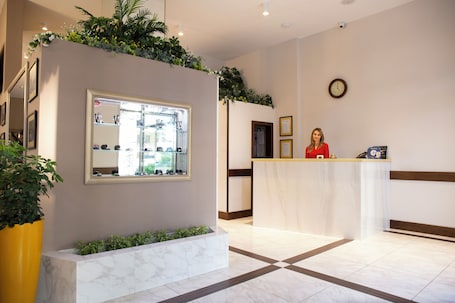 Reception. Hotel Citrus