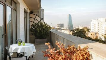 Executive Suite, Terrace | Terrace/patio
