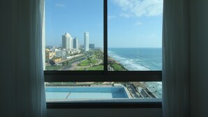 Luxury Apartment, 3 Bedrooms, Sea View | Balcony - Sea Apartment (Netanya)