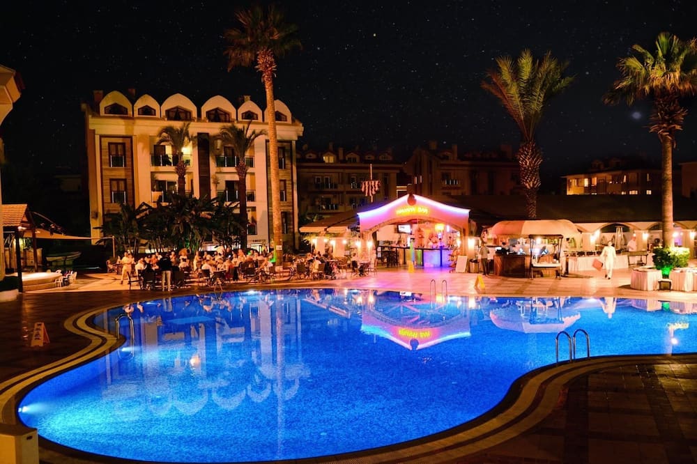 Club Anastasia Hotel