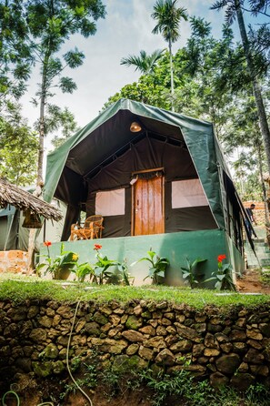 Barraca standard, 1 cama de casal, vista para a montanha | Roupas de cama premium, cofres nos quartos