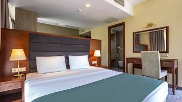 Premium bedding, minibar, in-room safe, desk