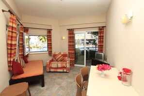 公寓, 2 間臥室 | 客廳 | 電視