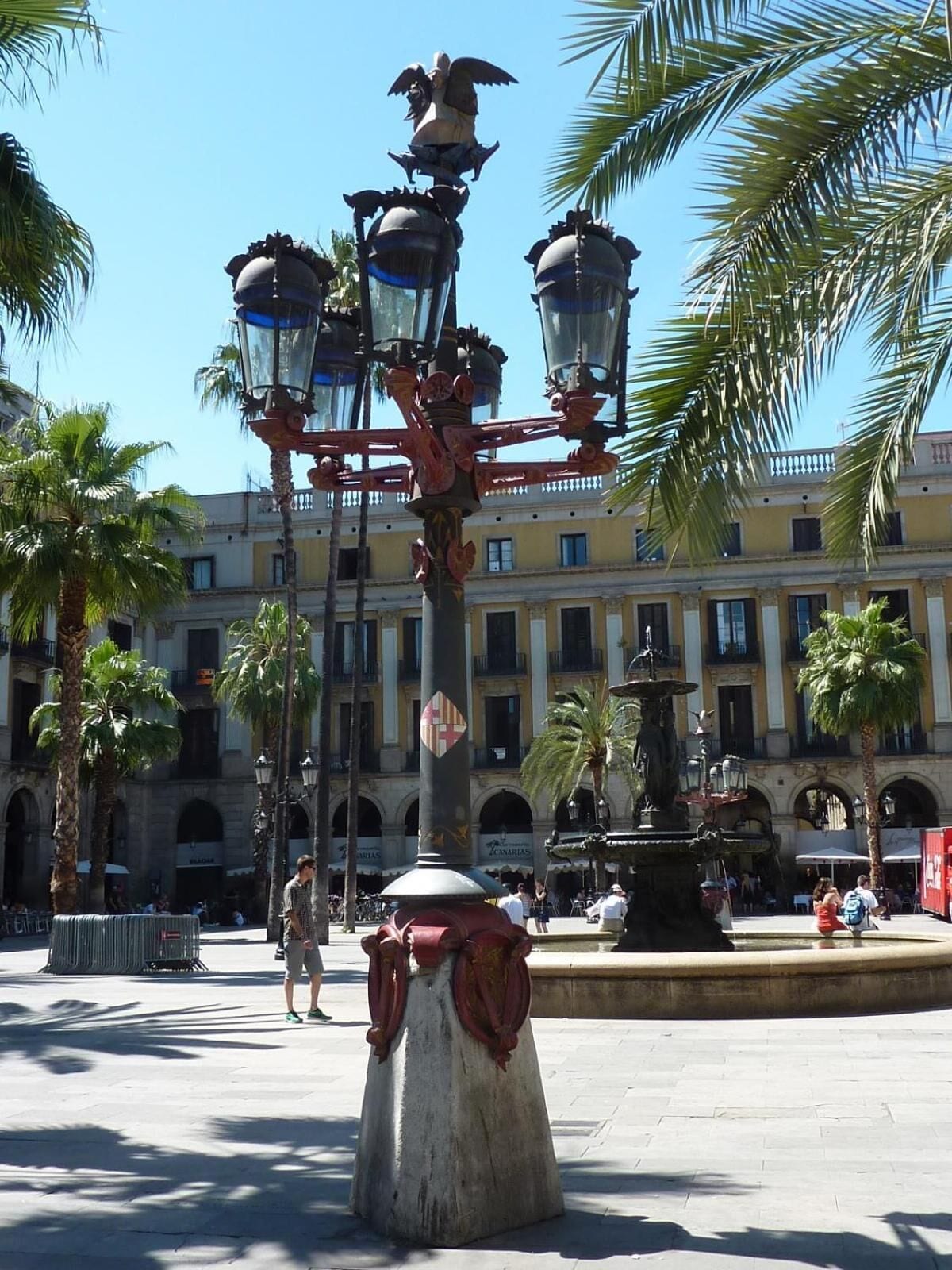 Photo - Roma Reial