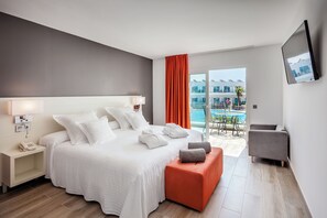 Minibar, gratis wi-fi och sängkläder