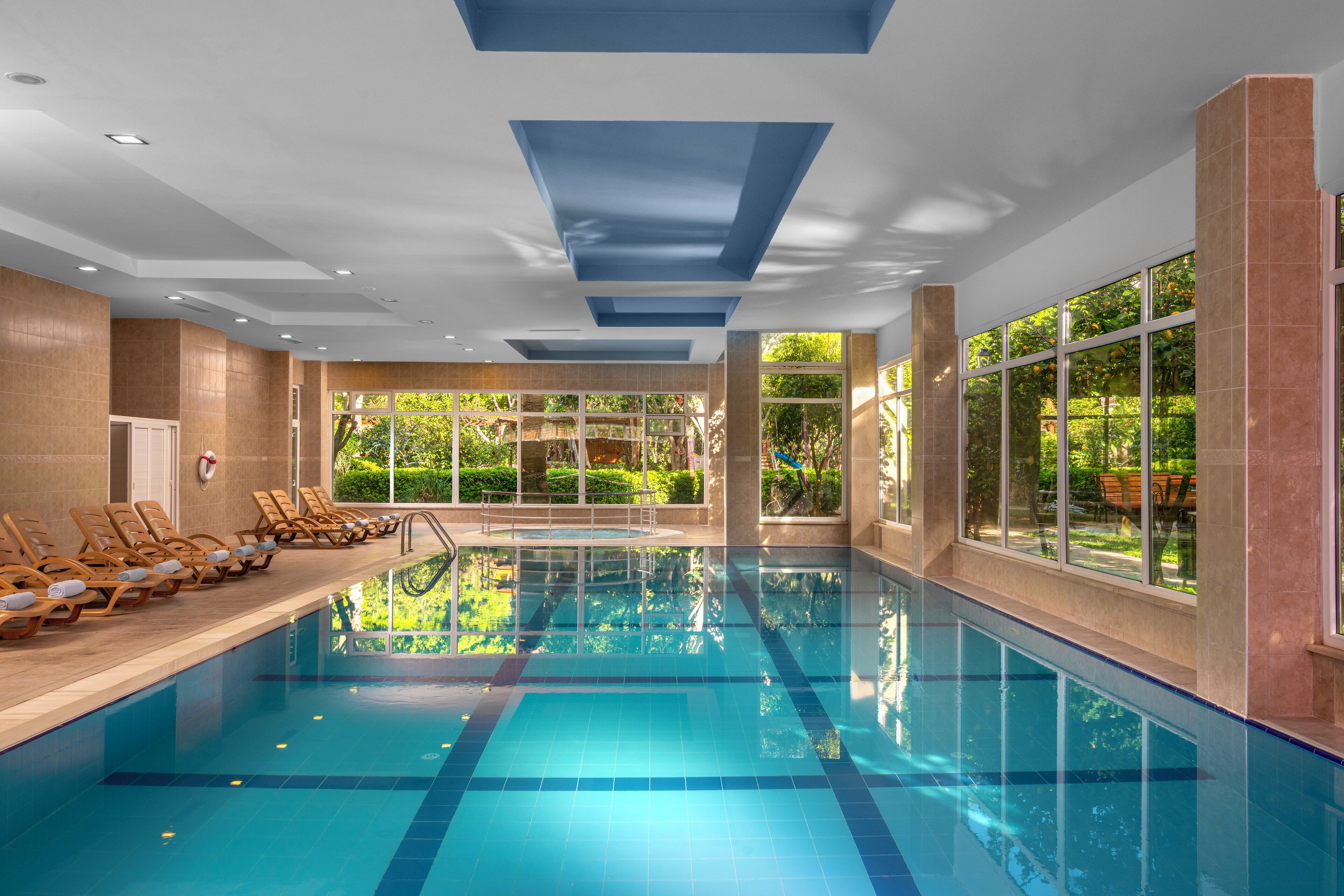Indoor pool, 2 outdoor pools, pool umbrellas, sun loungers