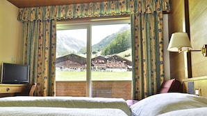 Unclassified image, 3 of 20, button - BERGHOTEL TYROL (Senales)