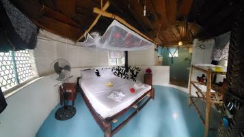 Traditional Double Room | 1 bedroom, individually decorated, individually furnished