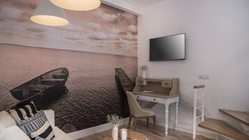 Vila, 1 quarto | Área de estar | TV de tela plana 42 polegadas com canais via satélite, TV de plasma