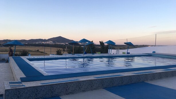 Seasonal outdoor pool, open 10:00 AM to 6:00 PM, pool umbrellas - Maliana Star (Mallalienne)