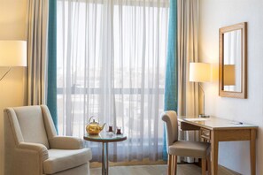 43-inch LED TV with digital channels, TV - Best Western Plus Setif Hotel (Setif)