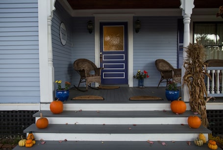 Fachada de la propiedad. Holidae House Bed & Breakfast