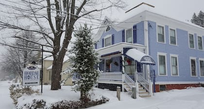 Holidae House Bed & Breakfast