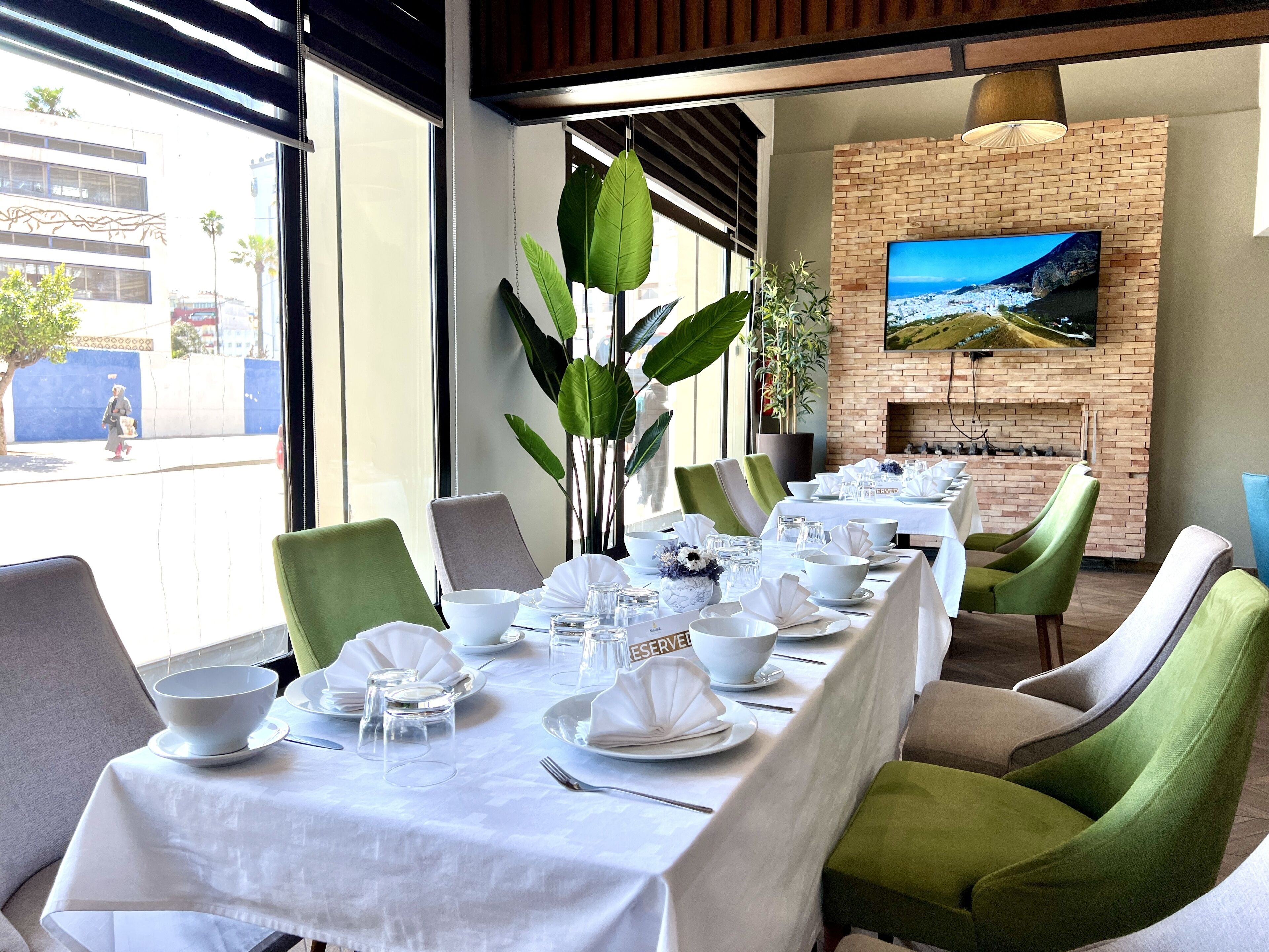 Se sirven desayunos, comidas, cenas y cocina internacional 