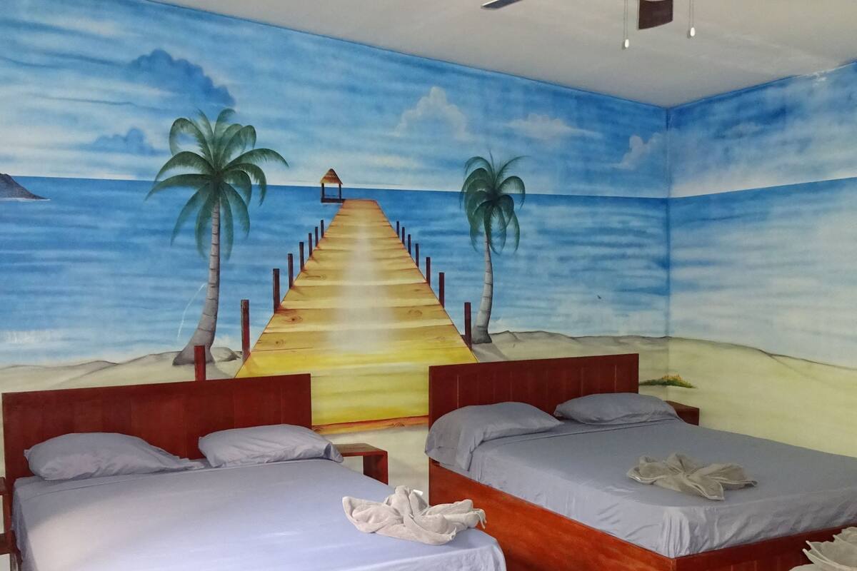 Paradise Inn en Lajas Adentro