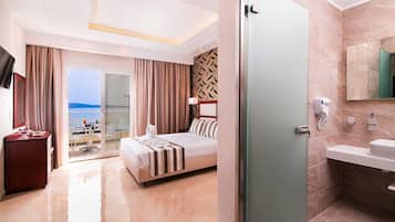 Chambre Double Deluxe, vue mer | Coffres-forts dans les chambres, chambres insonorisées