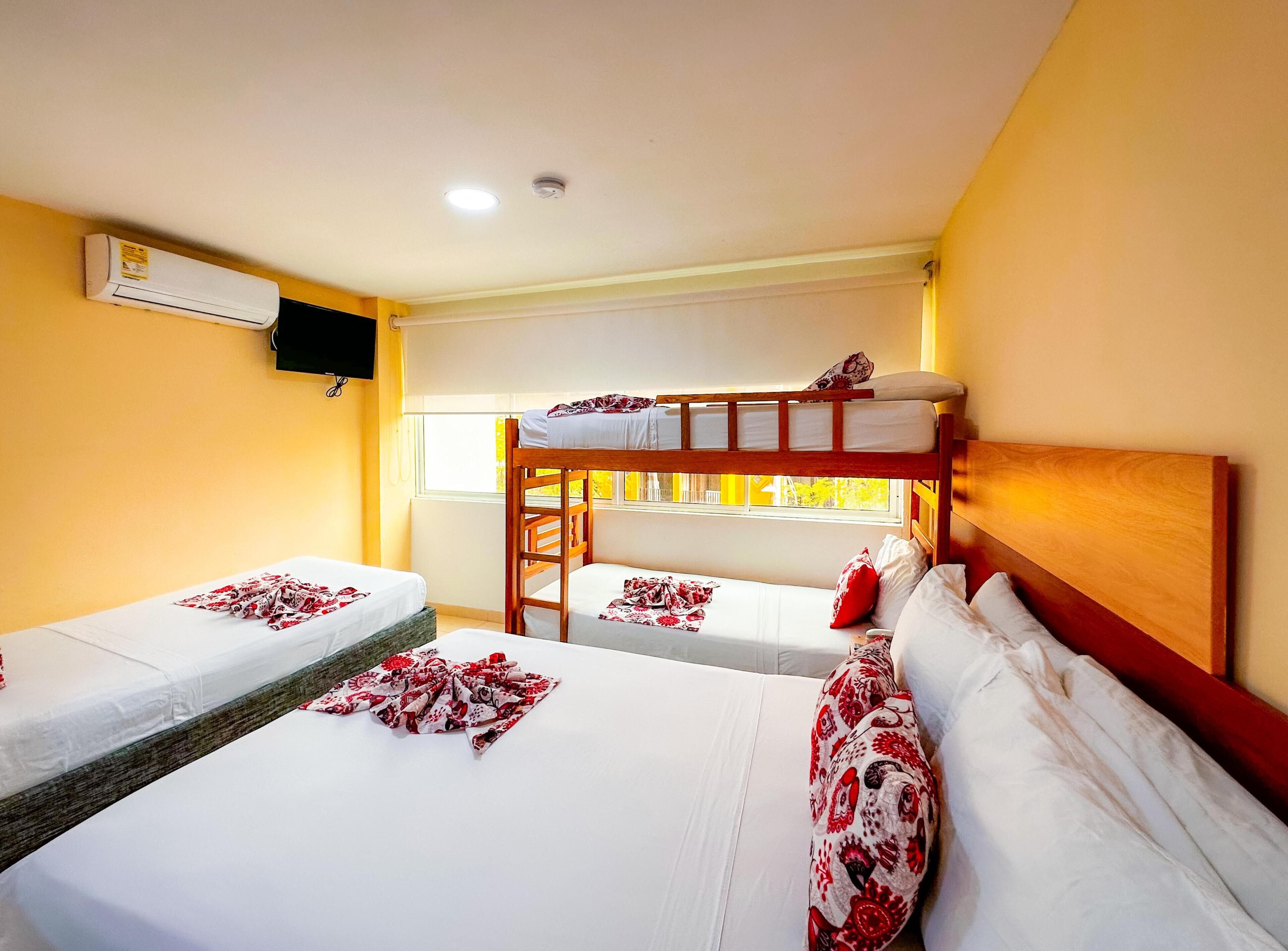 ตู้นิรภัยในห้องพัก, ห้องเก็บเสียง, Wi-Fi ฟรี