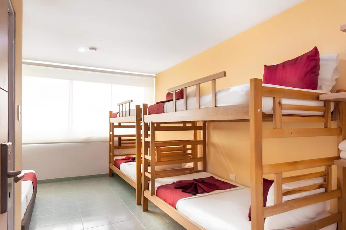Superior Room | 1 bedroom, in-room safe, soundproofing, free WiFi