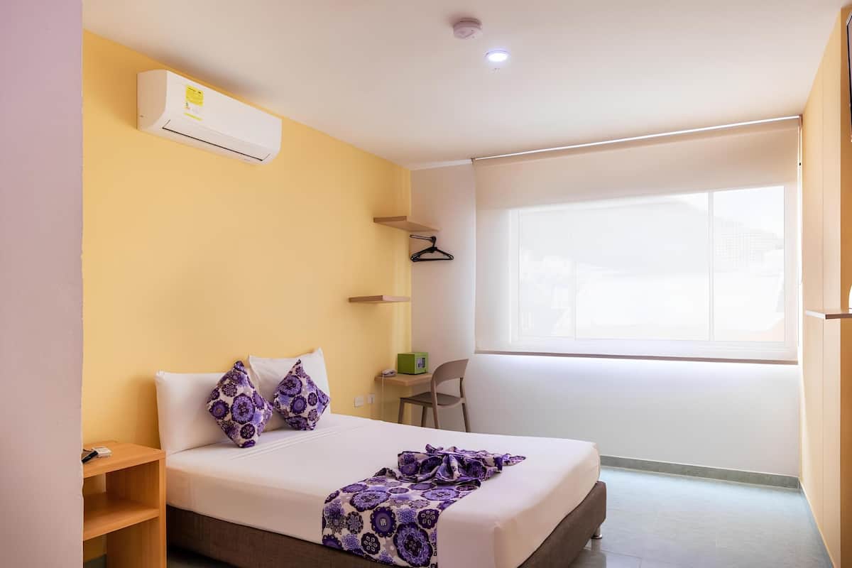 Superior Double Room | 1 bedroom, in-room safe, soundproofing, free WiFi