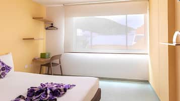 Standard Double Room | 1 bedroom, in-room safe, soundproofing, free WiFi