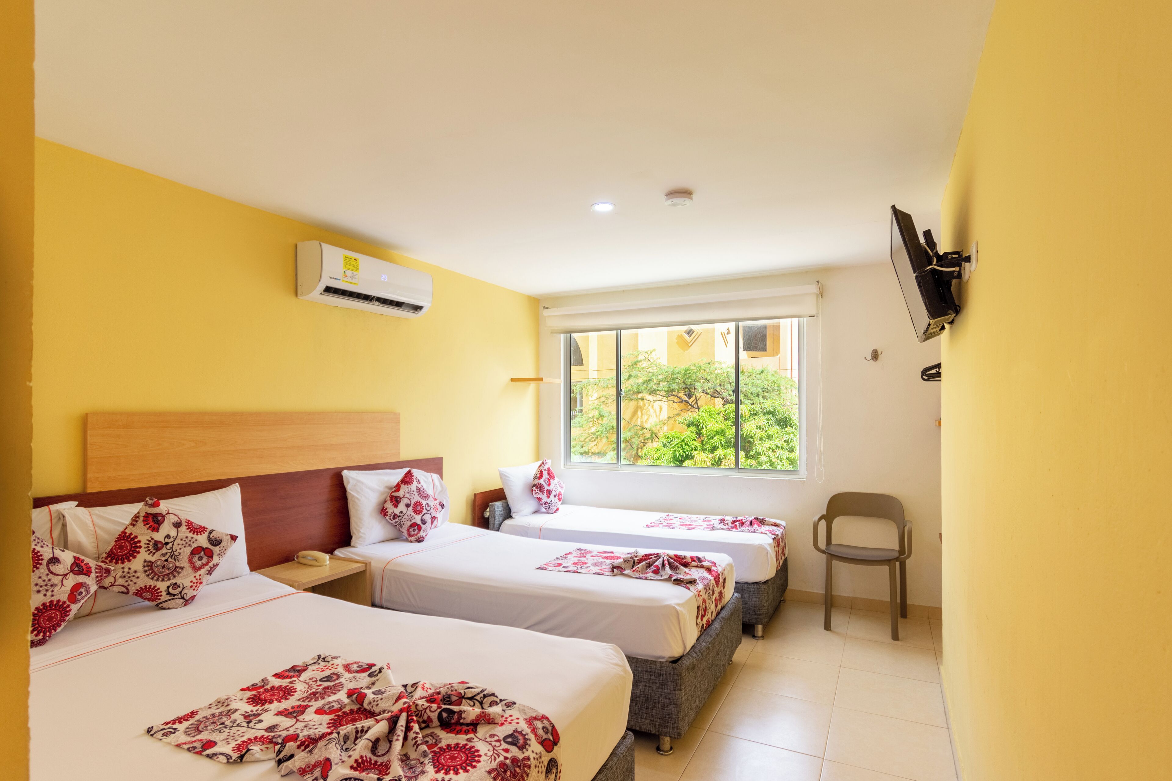 In-room safe, soundproofing, free WiFi