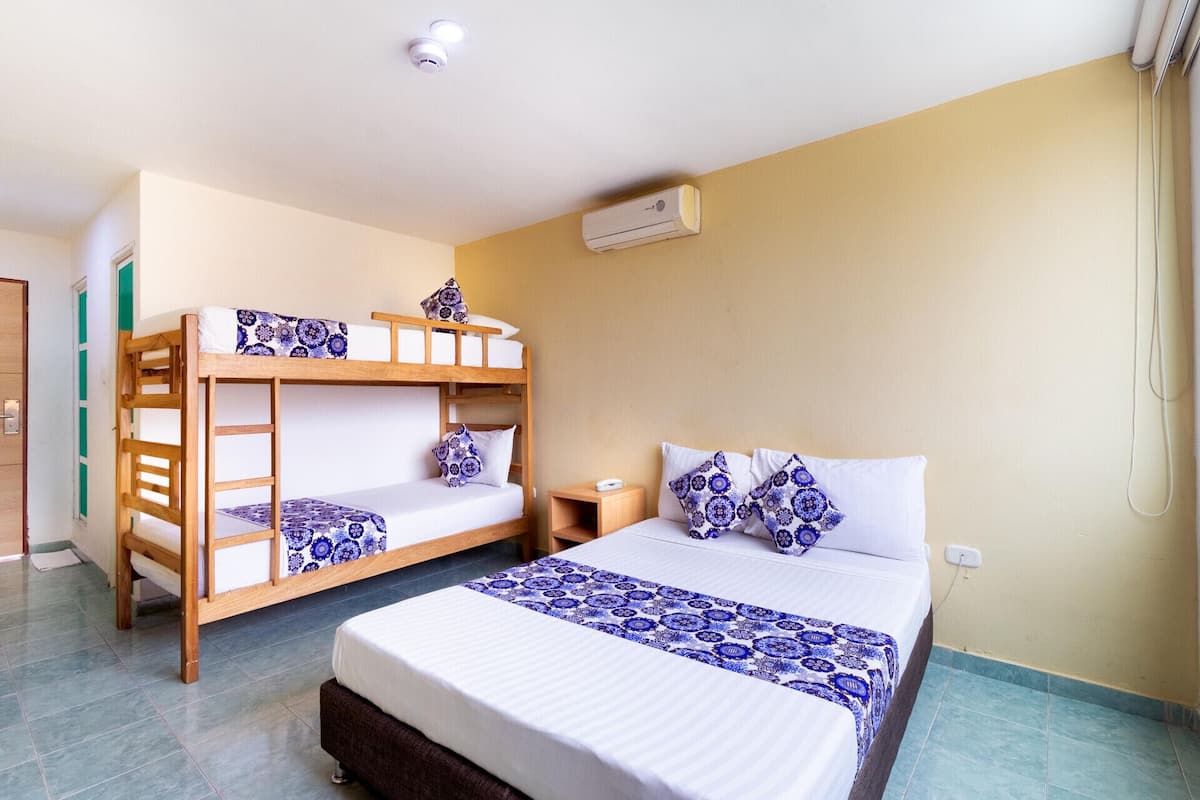 1 bedroom, in-room safe, soundproofing, free WiFi