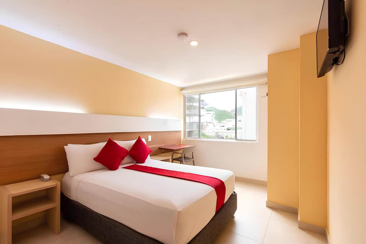 Standard Double Room | In-room safe, soundproofing, free WiFi