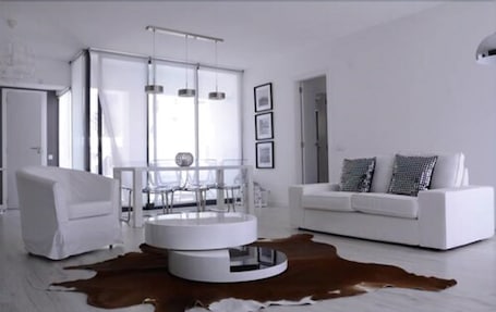 Premium bedding, minibar, in-room safe, individually decorated