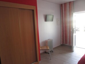 Blackout drapes, cribs/infant beds, rollaway beds, free WiFi - Alojamento Baleal à Vista (Peniche)