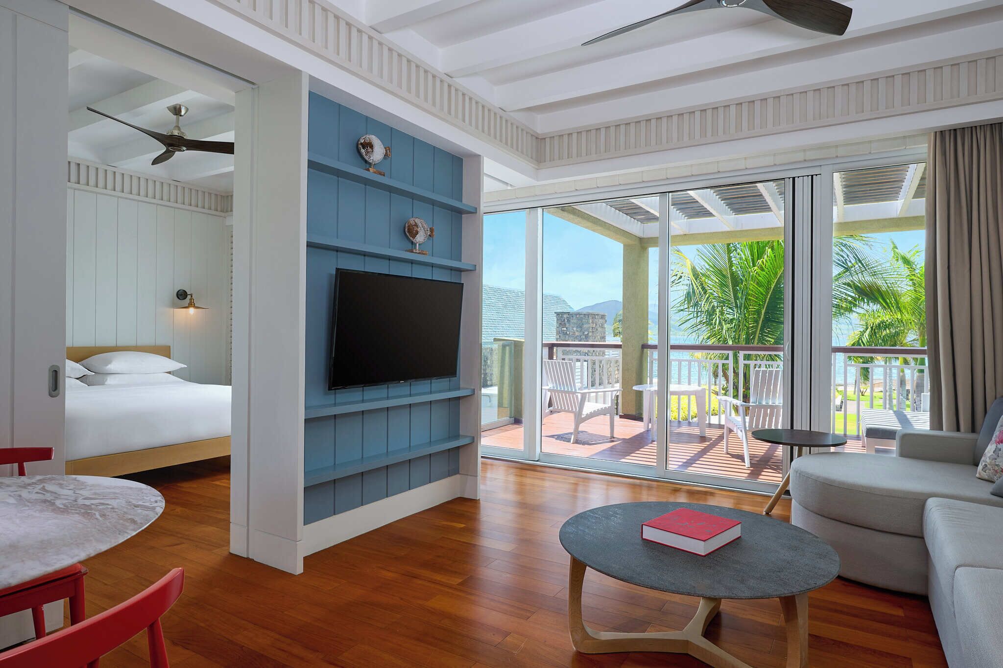 Suite, 1 très grand lit | Literie de qualité, minibar, coffre-fort pour ordinateur portable