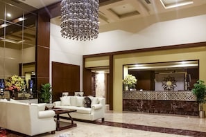 Lobby - Quality Inn Airport (Chennai)